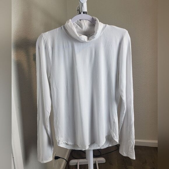 Babaton Tops - Babaton Aritzia White Everyday Long Sleeve Turtleneck Blouse XL